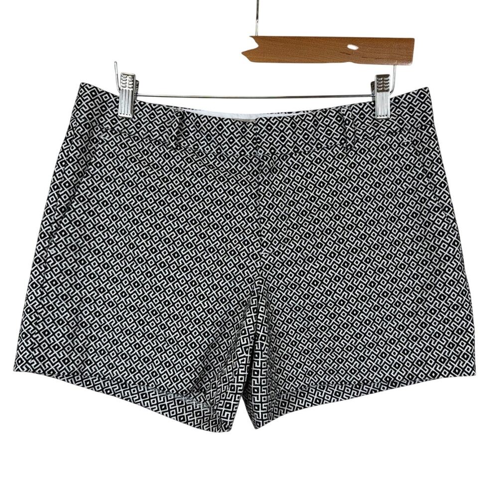 Banana Republic Black and White Hampton Short Size 6 SMALL